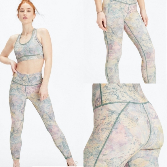Fabletics Define Powerhold High Waisted 7/8 Leggings Moonrock Pastel Size XS NWT - Picture 1 of 15